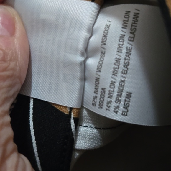 Pull on Bermurda shorts by Isaacmizrahi live - Picture 8 of 8